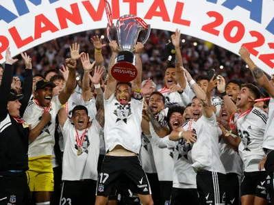 ¿Retorna a Chile? Universidad Católica iría a la carga por jugador campeón con Colo-Colo en 2022