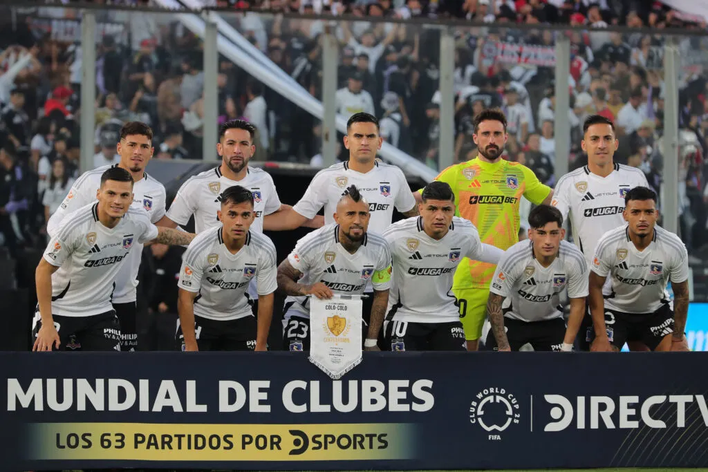 Colo-Colo frente a Unión Española
