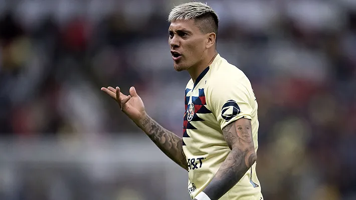 Nicolás Castillo vuelve a generar polémica: Se burló de la Sudamericana  perdida por Colo Colo | Emol.com