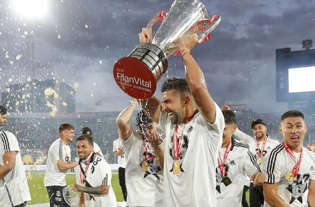 Emiliano Amor rechazó ofrecimientos formales de Vitoria, Lanús y Tokyo FC.