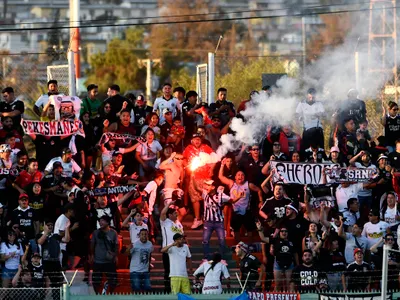 «Quinteros pasó a ser Cuenteros»: El lapidario mensaje de la Garra Blanca tras la derrota ante Cobresal