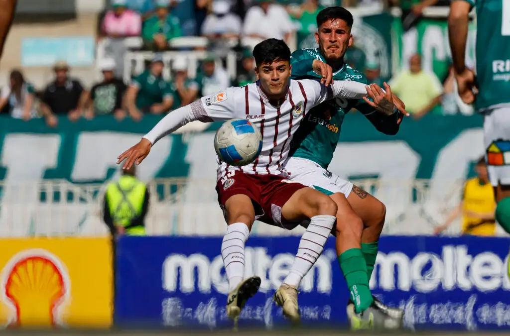 Matías Pinto suma dos partidos consecutivos haciendo goles con Deportes la Serena.