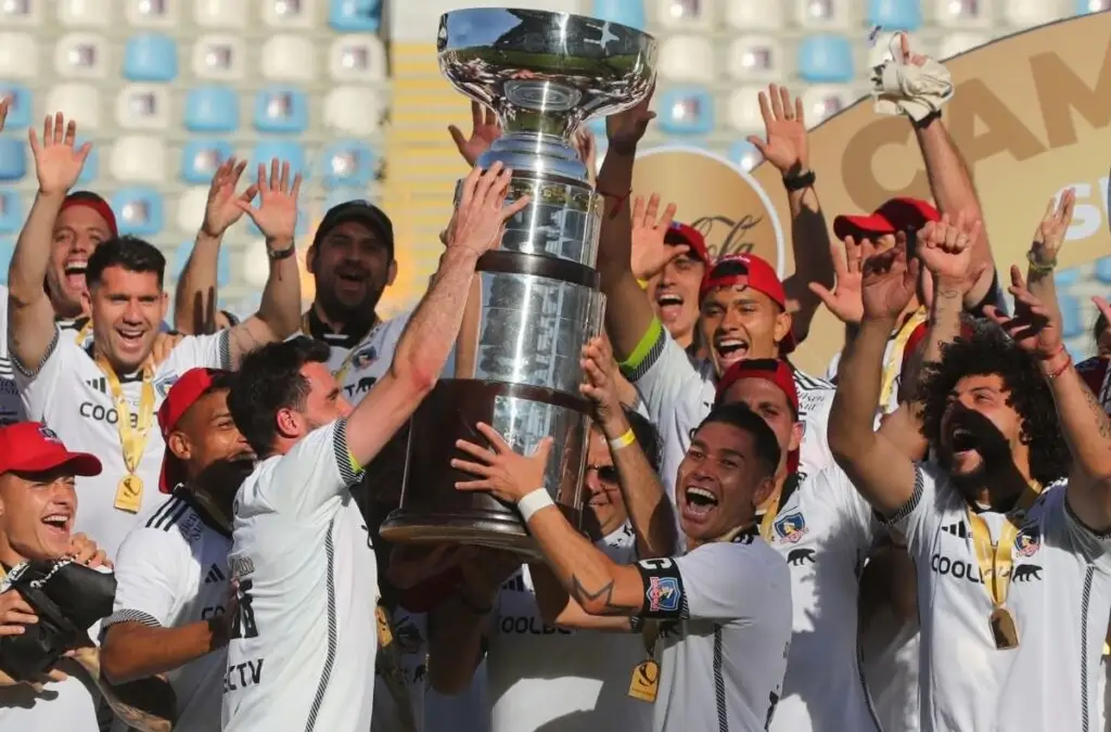 Colo-Colo se prepara para celebrar su centenario.