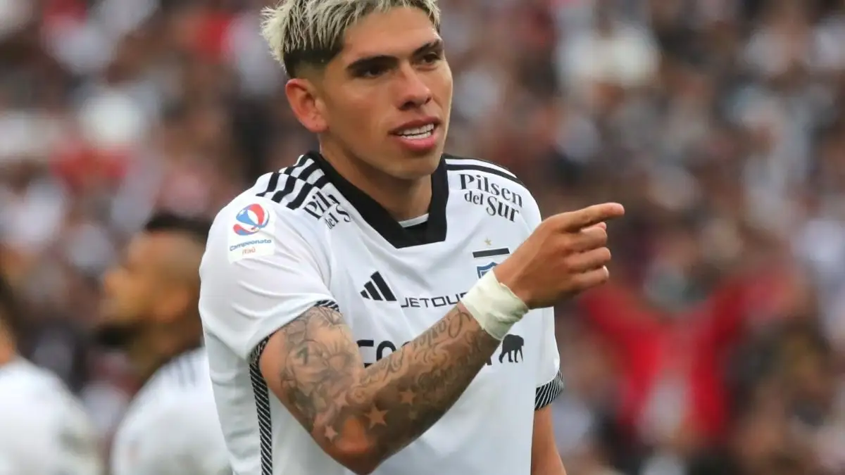 Carlos Palacios.