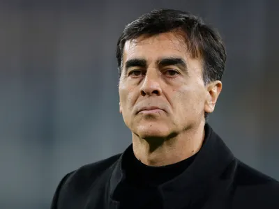 Los 5 jugadores que dejó ir Colo-Colo en este mercado de fichajes tras no ser considerados por Gustavo Quinteros