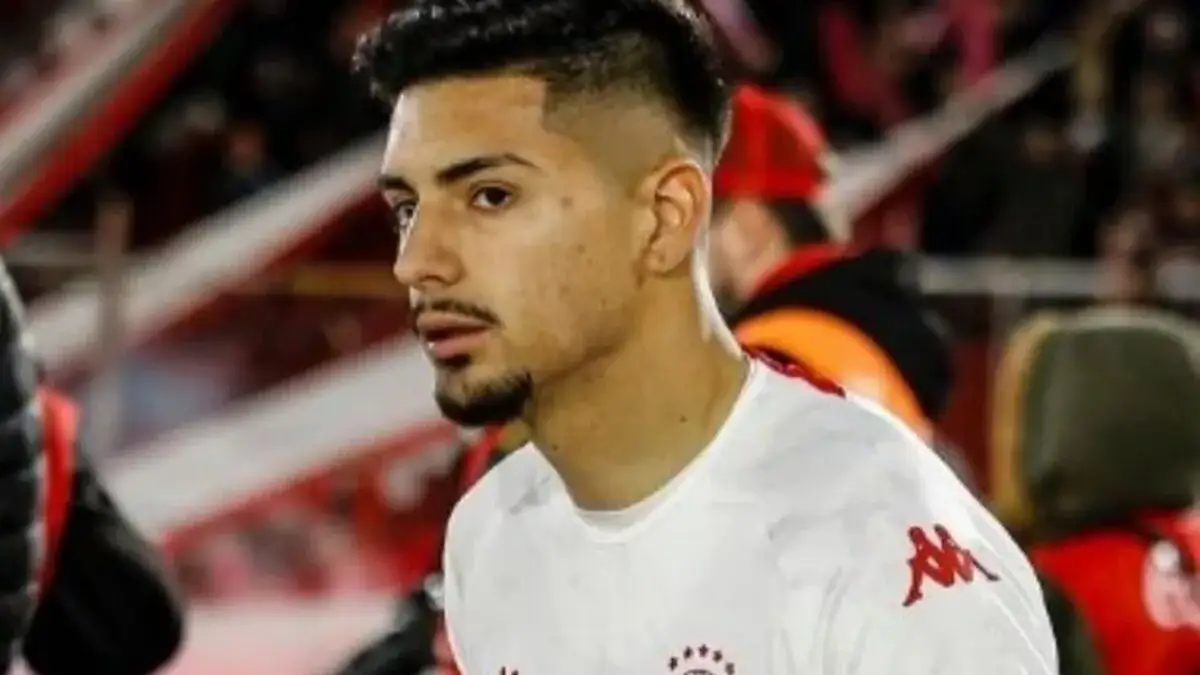 Williams Alarcón fue incluido entre los 10 volantes ofensivos con más pases progresivos por partido.
