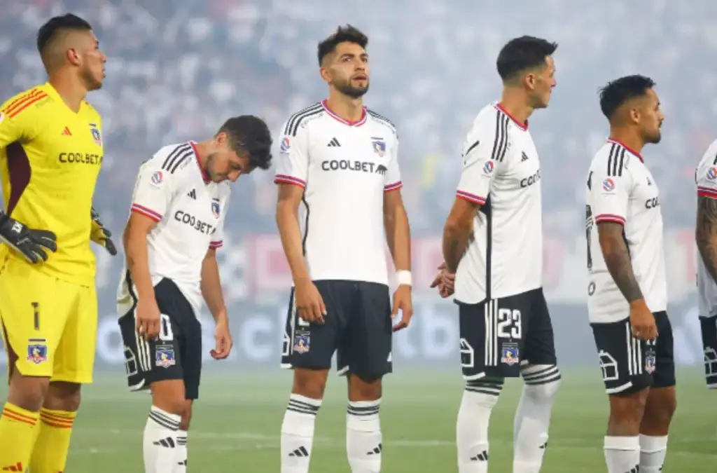 Colo-Colo trabaja con un ‘scouting’ internacional para abrochar a sus primeros refuerzos.