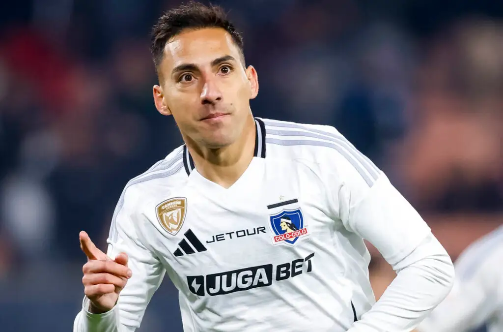 Javier Correa está sorprendido con el nivel de Francisco Marchant.