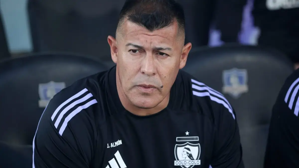 Jorge Almirón reveló el estado de la molestia de Salomón Rodríguez.