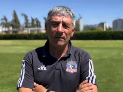 Ya tiene nuevo club: ¿Qué pasó con Ariel Paolorossi, ex jefe del fútbol joven de Colo-Colo?
