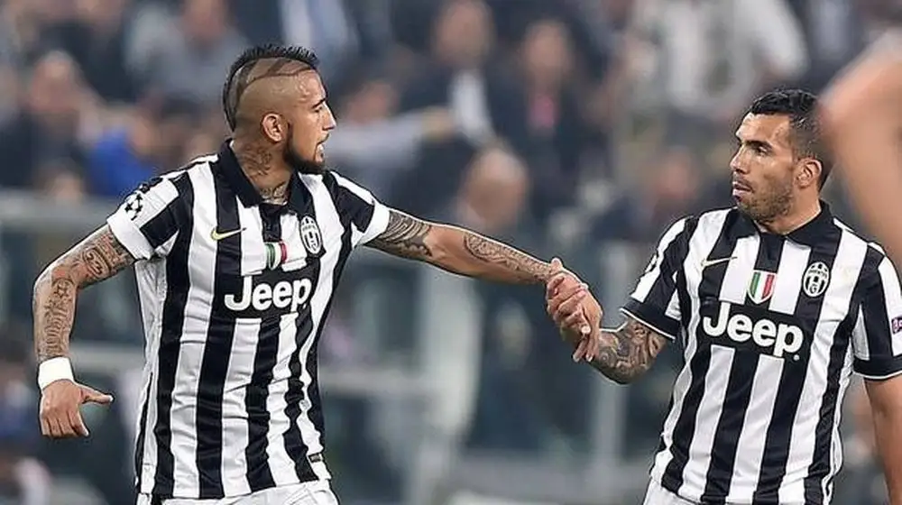Arturo Vidal y Carlos Tévez coincidieron en Juventus.