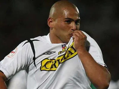 Llora el fútbol: Afirman que Humberto Suazo estaría analizando retirarse del profesionalismo