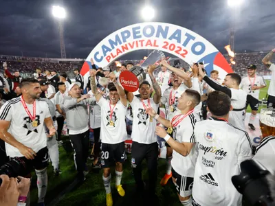 «Juega más que algunos titulares»: Hinchas piden el retorno de este ex jugador de Colo-Colo