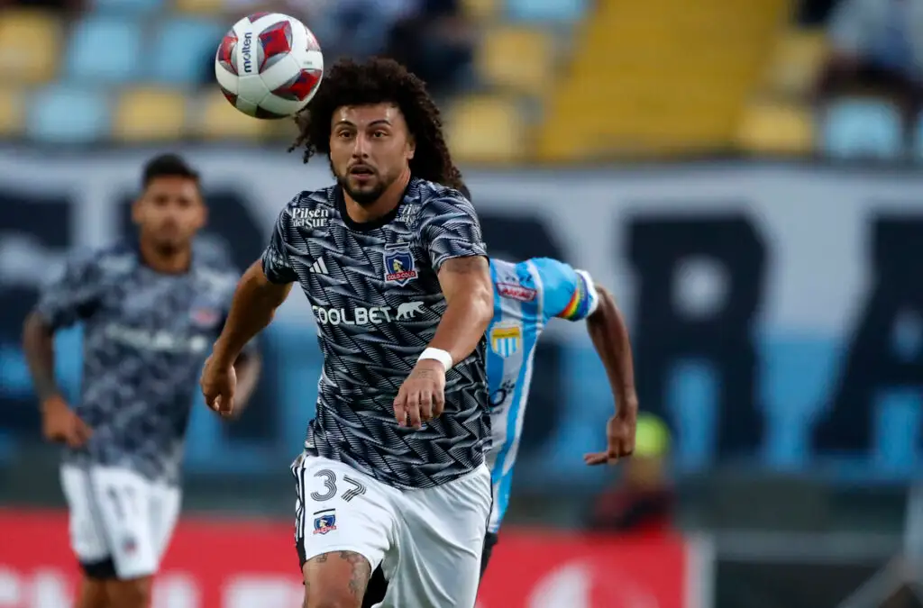 Maximiliano Falcón no tiene asegurada la titularidad ante Universidad de Chile.