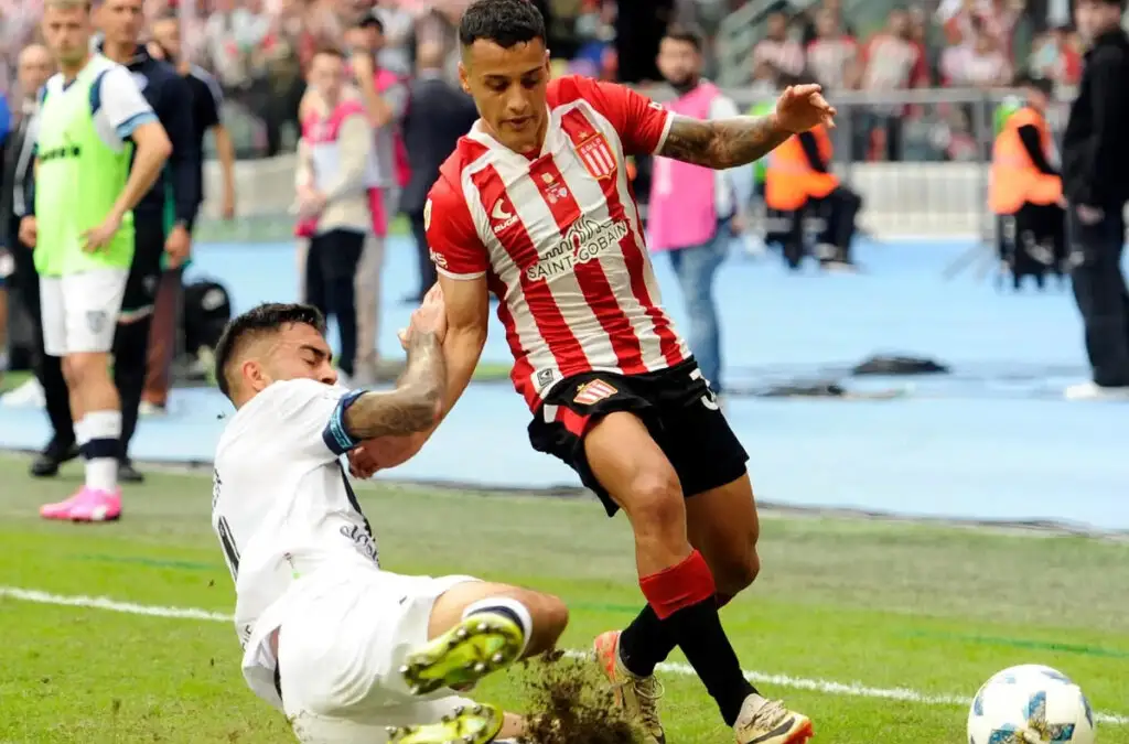 Tiago Palacios quiere mantenerse en Estudiantes de La Plata.