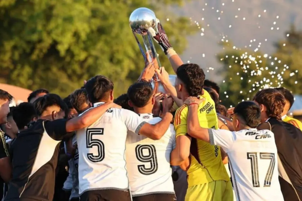 Colo-Colo campeón Proyección.