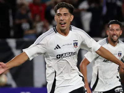 «Lo quiso Colo-Colo»: Revelan el nombre que descartó Jorge Almirón para fichar a Salomón Rodríguez