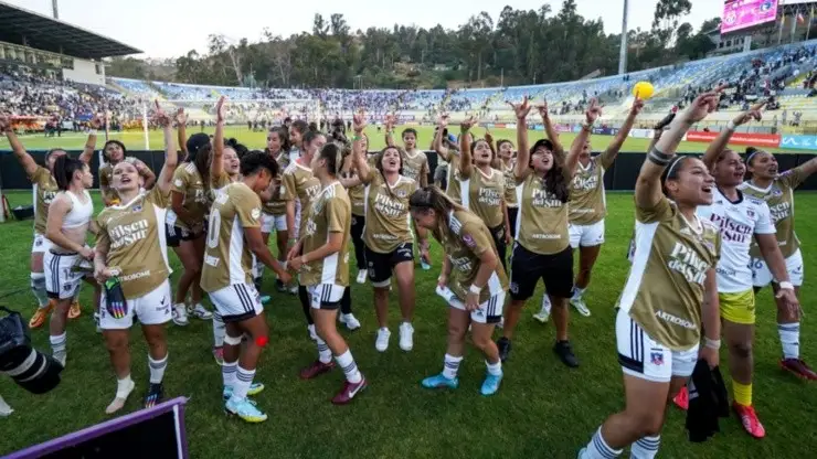 Colo-Colo Femenino se coronó campeón de fútbol chileno en la temporada 2022.