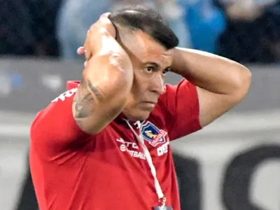 Filtran el nombre de figura clave para destrabar la salida de Jorge Almirón de Colo-Colo