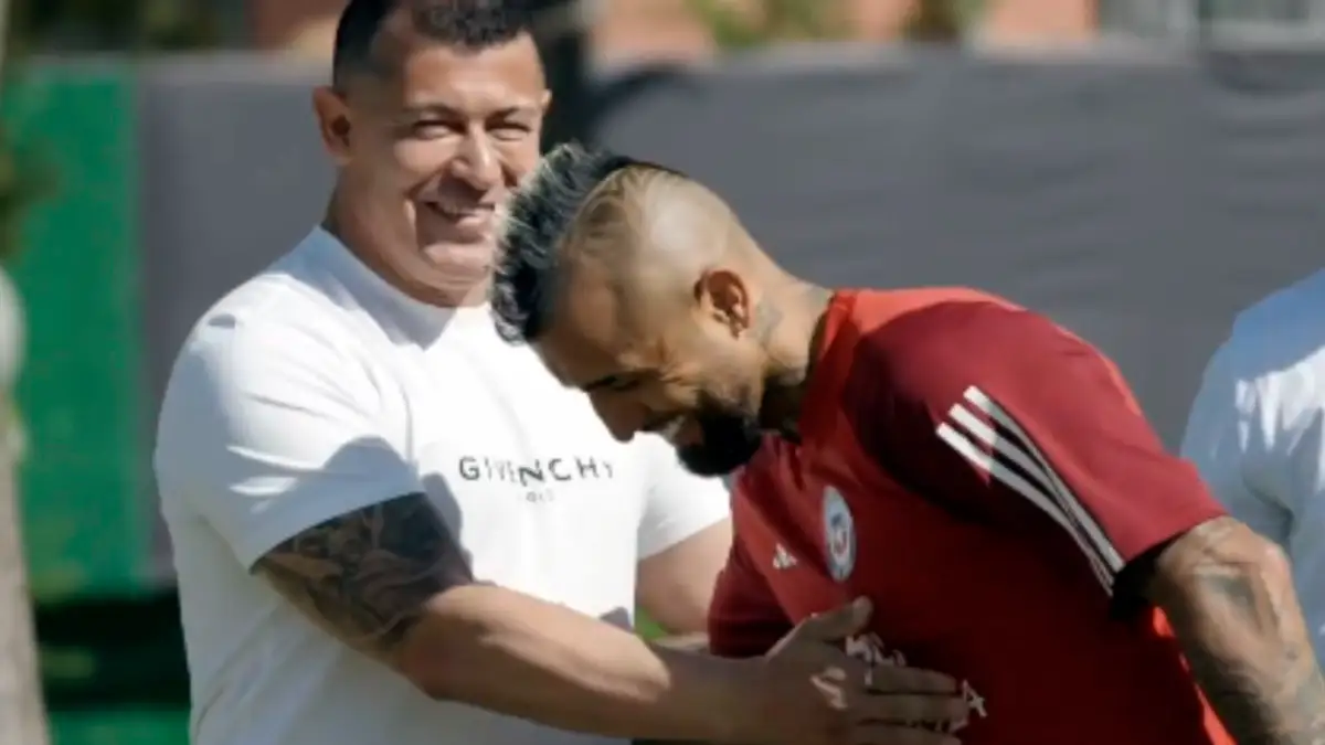 Jorge Almirón y Arturo Vidal se juntaron en Juan Pinto Durán.