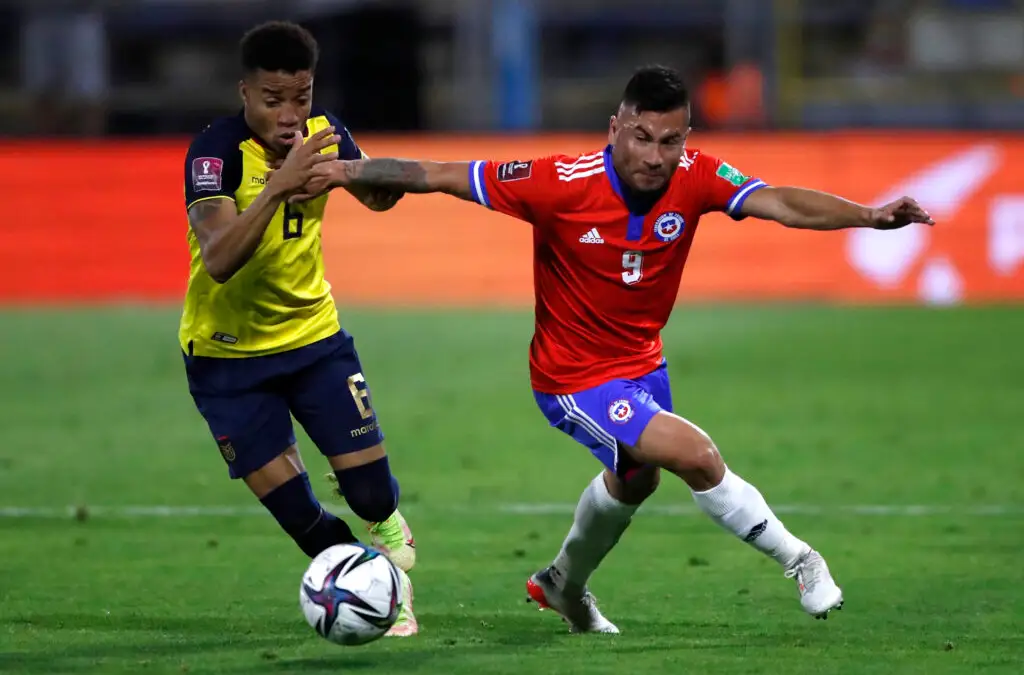 Ecuador buscará darle una ‘lección’ a La Roja para desquitarse del caso de Byron Castillo.