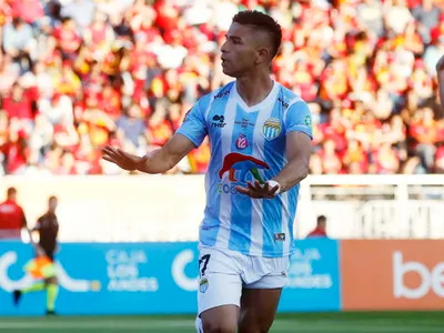 Suma adeptos: Club de Primera División quiere a Felipe Flores para el año 2023
