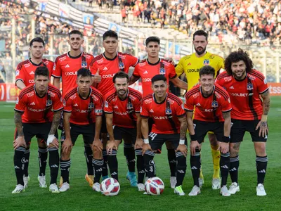 Con una duda y un retorno: La formación que entrenó Colo-Colo para buscar el triunfo ante Palestino