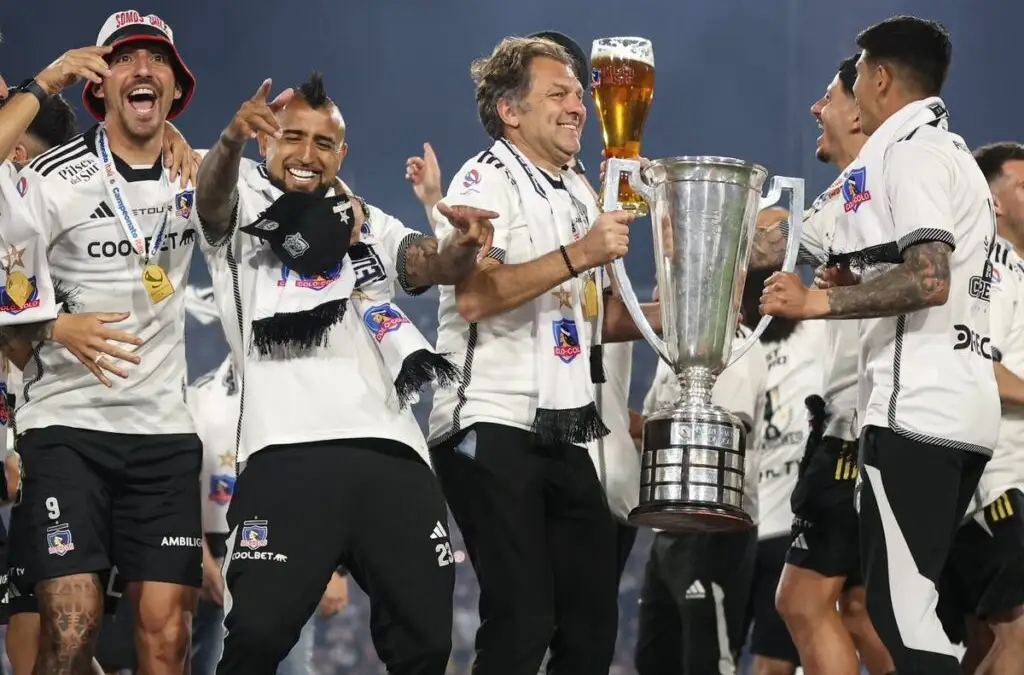 Arturo Vidal quiere un plantel potente en Colo-Colo para luchar por todo en 2025.