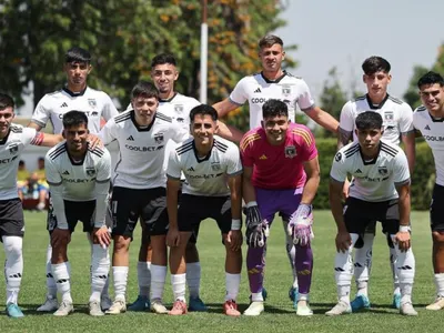 Formación y goleadores: Colo-Colo golea a Everton y clasifica a la semifinal del torneo