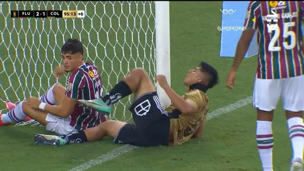 Opción que erró Damián Pizarro contra Fluminense.