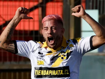 Colo-Colo mira atento: Aseguran que Rodrigo Holgado ya tiene acuerdo con su nuevo club