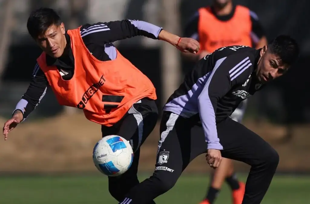Sebastián Vega ha participado enlos últimos entrenamientos de Colo-Colo.