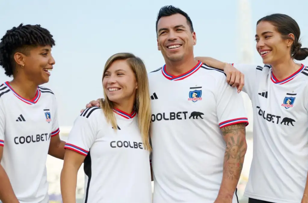 Esteban Paredes se despedirá del fútbol el 25 de marzo del 2023