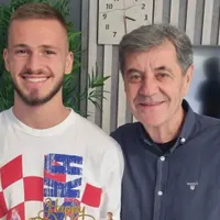 No lo olvida: El pequeño detalle colocolino de Mirko Kozic en la celebración de su cumpleaños 83