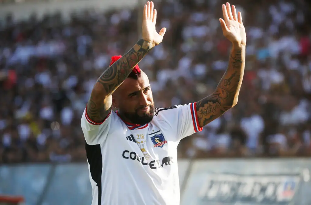 Arturo Vidal fue invitado al partido a beneficio de Cristóbal Campos.