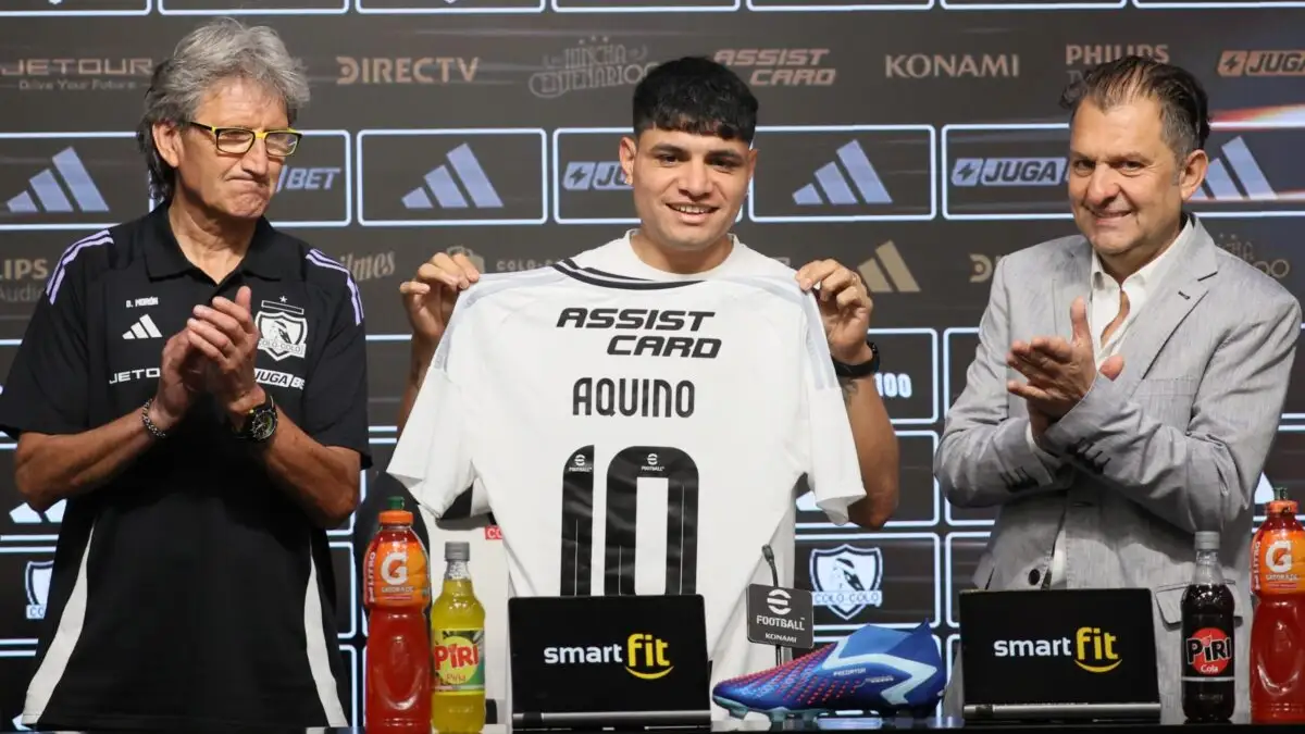 El número ‘10’ del Popular llegó proveniente del Vélez de Gustavo Quinteros.