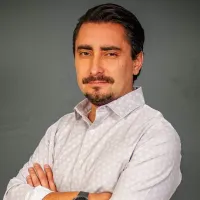 «Se ha notado harto»: Gastón Fauré apuntó a salida de pieza clave en Colo-Colo para explicar la principal falencia de este 2023