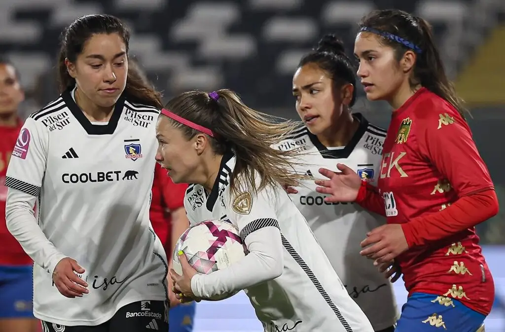 Las bicampeonas tuvieron que remontar un 1 a 0 en contra para sellar el triunfo por 4 a 1 ante las ‘Hispanas’.