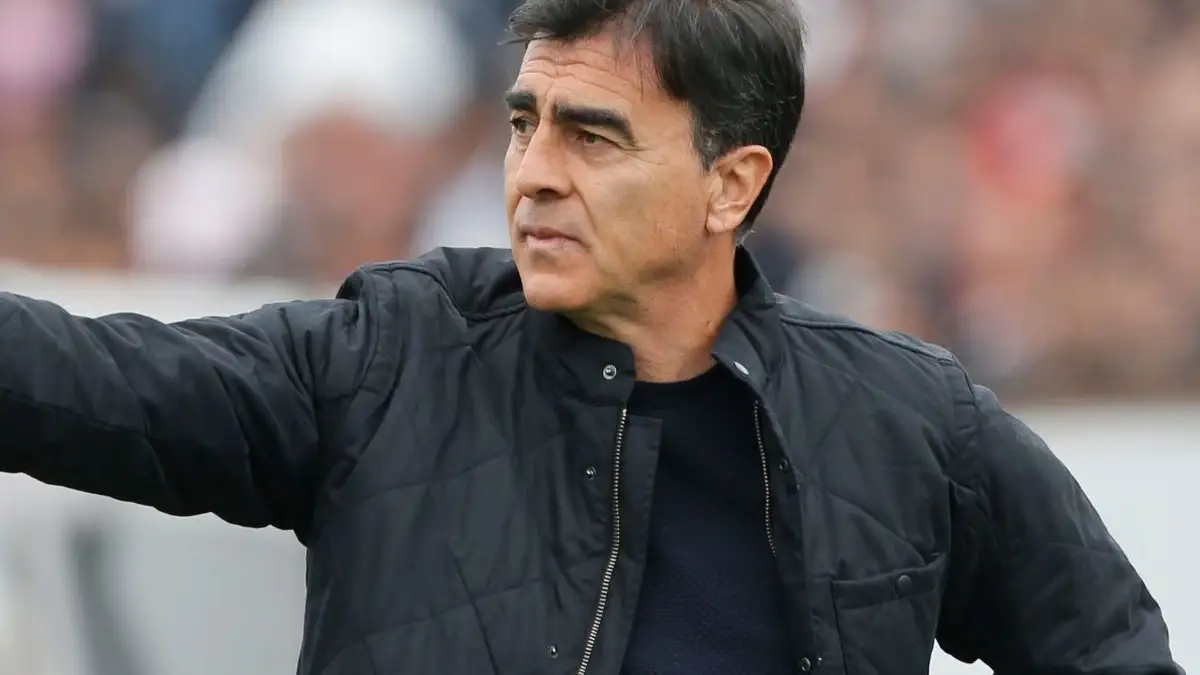 Gustavo Quinteros.