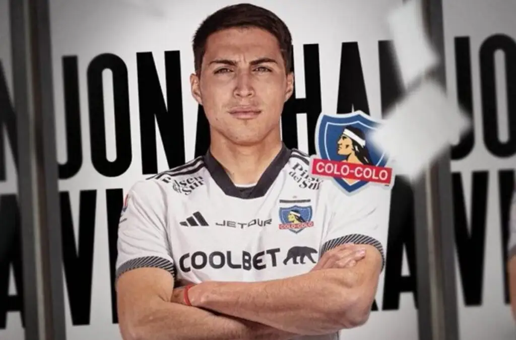 Jonathan Villagra se transformó en el cuarto refuerzo de Colo-Colo para este 2024.
