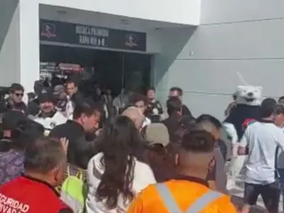 [VIDEO] ¿Le pegaron? En Colo-Colo cuestionan las agresiones a Cecilia Pérez en el Estadio Monumental