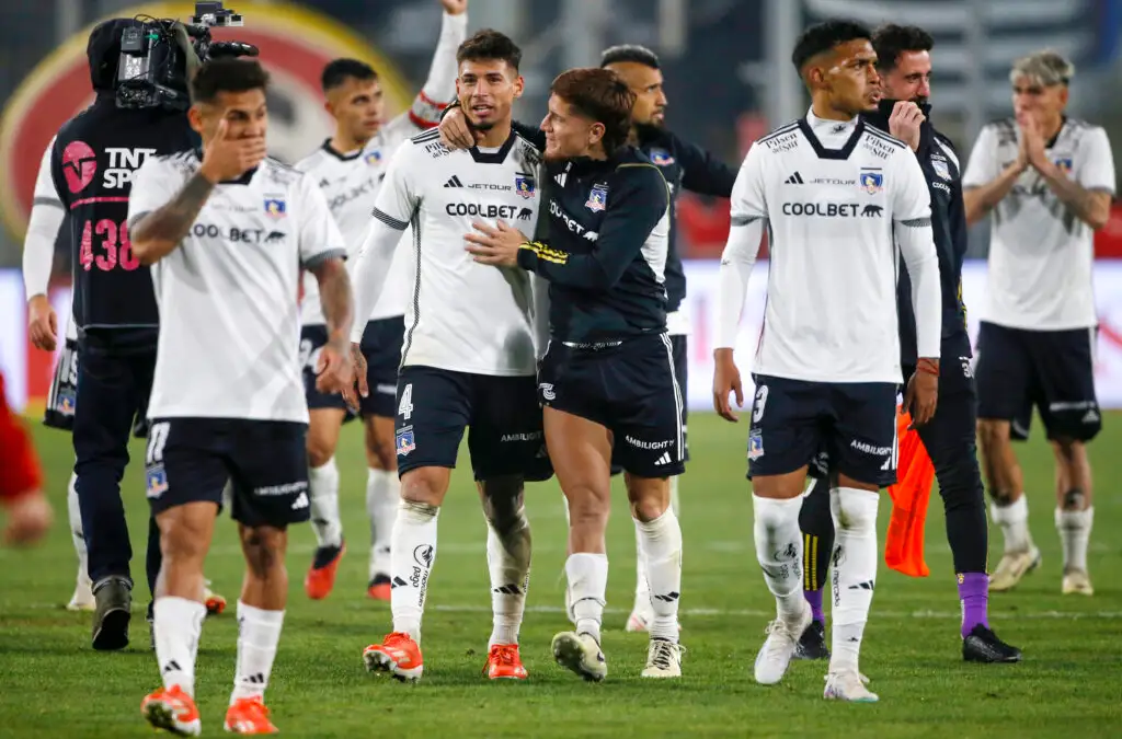 Jugadores de Colo-Colo asisten a declarar a Fiscalía.