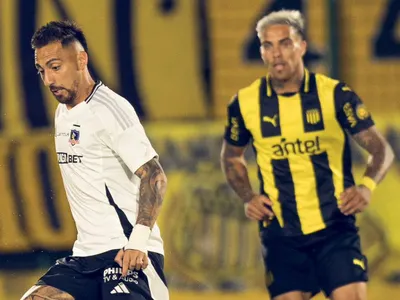La insólita situación que se vivió en el amistoso entre Colo-Colo y Peñarol