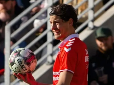 [VIDEO] Miiko Albornoz está intratable y se despachó un triplete de asistencias en Dinamarca