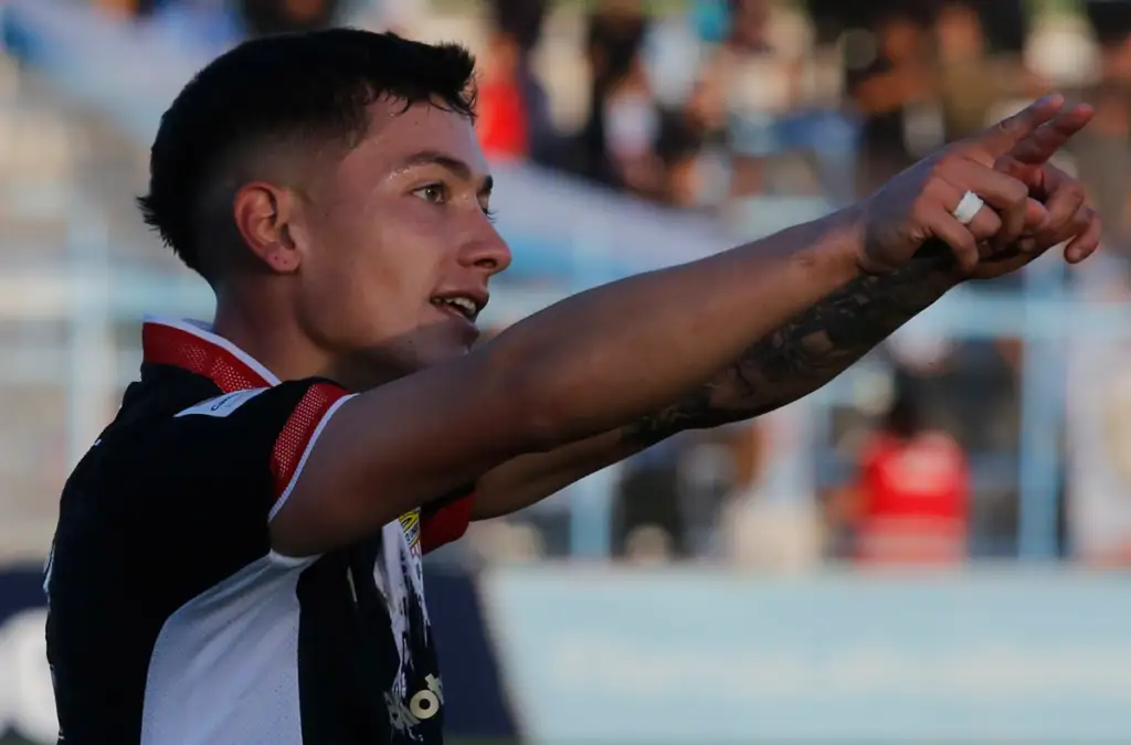 Cristián Zavala podría sumar otro año más sin jugar por Colo-Colo.
