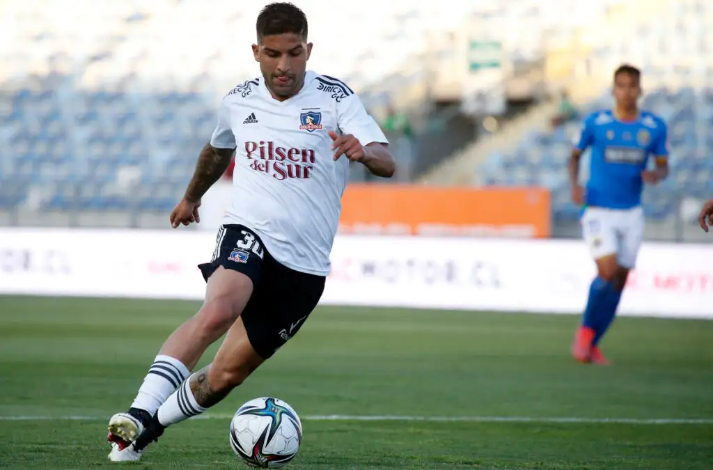 Ignacio Jara tiene el deseo de quedarse en Colo-Colo, pero Almirón no lo tendrá en consideración para 2024.