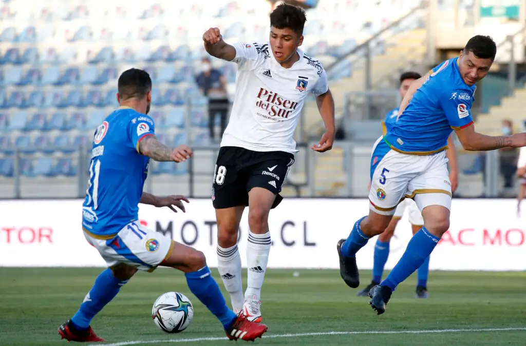 Damián Pizarro se enfrentó a Audax Italiano en 2021.
