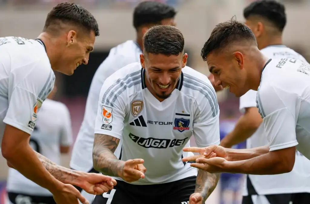 Colo-Colo venció en la primera fecha de la Liga de Primera.