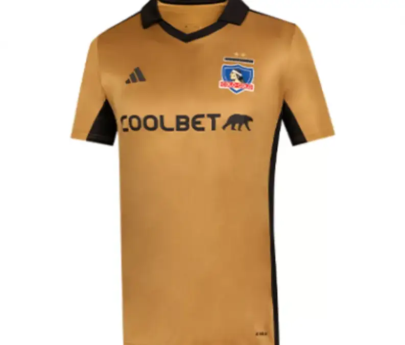 Tercera camiseta de Colo-Colo.