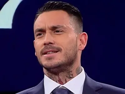 «Yo le tengo fe»: Mauricio Pinilla se quita la camiseta y deposita su fe en Colo-Colo frente a River Plate